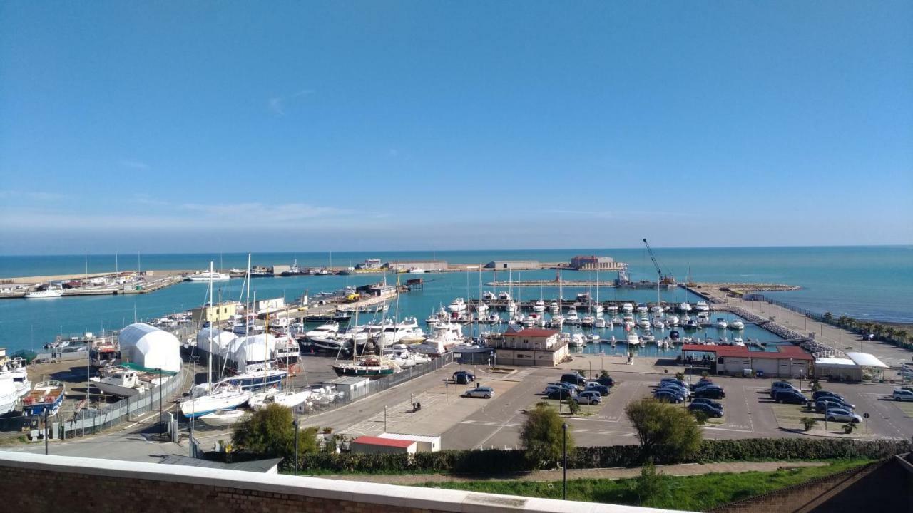 Casa Chiara Imbarco Isole Tremiti Termoli Exterior foto